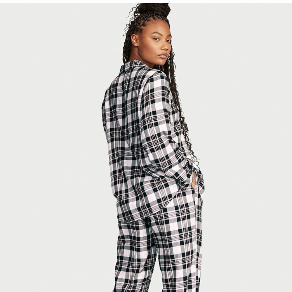 Victoria’s Secret Flannel Long PJ Set